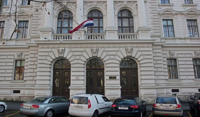 Podignuta optužnica protiv Miloševića i bivših ministara Aladrovića, Horvata, Tolušića