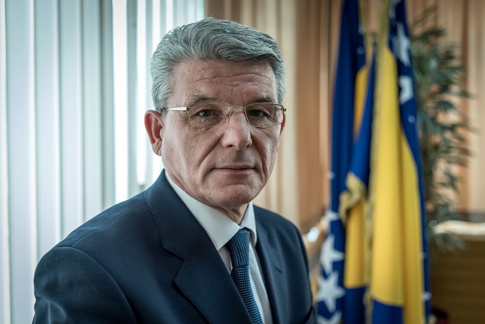 I Džaferović traži od Ustavnog suda preispitivanje Schmidtove odluke