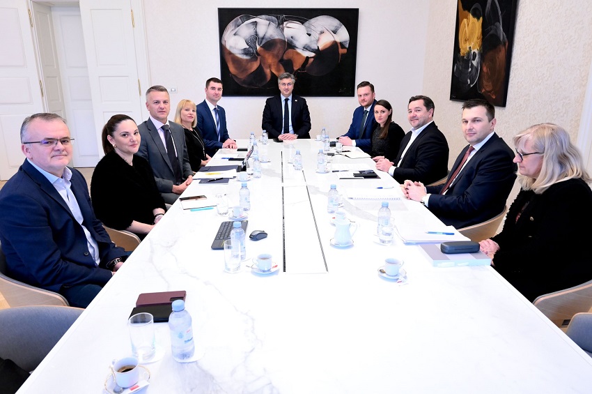 Plenković sazvao krizni sastanak, u Vladu stižu i trgovci: 'Uvođenje eura nije razlog za povećanje cijena!'