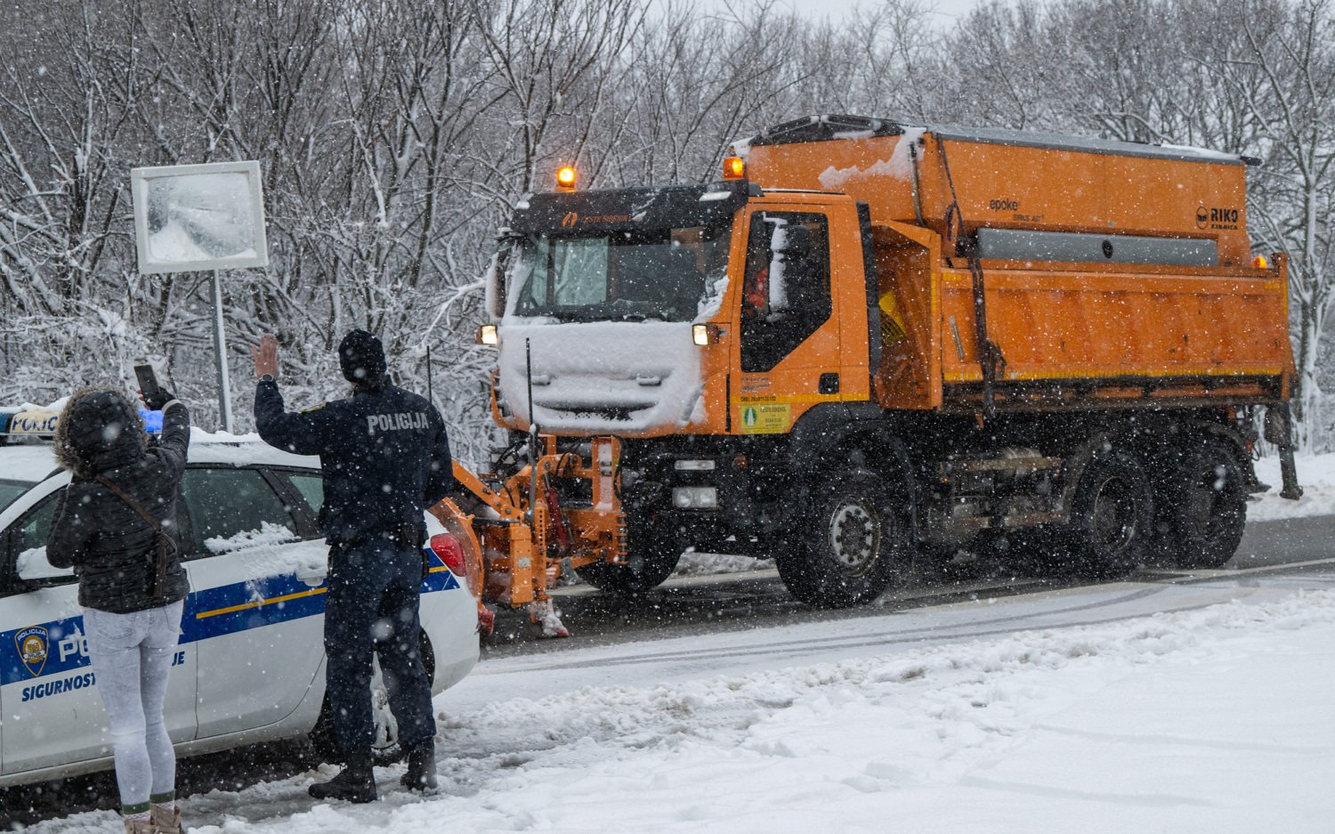 A1 otvorena za osobna vozila, kamioni ne mogu prema Dalmaciji i Istri