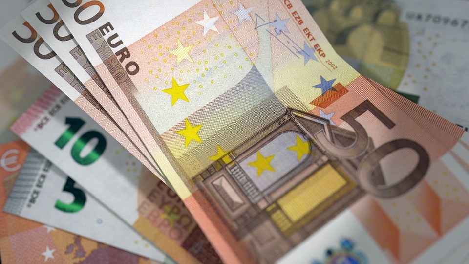 Građani u minusu 703 milijuna eura
