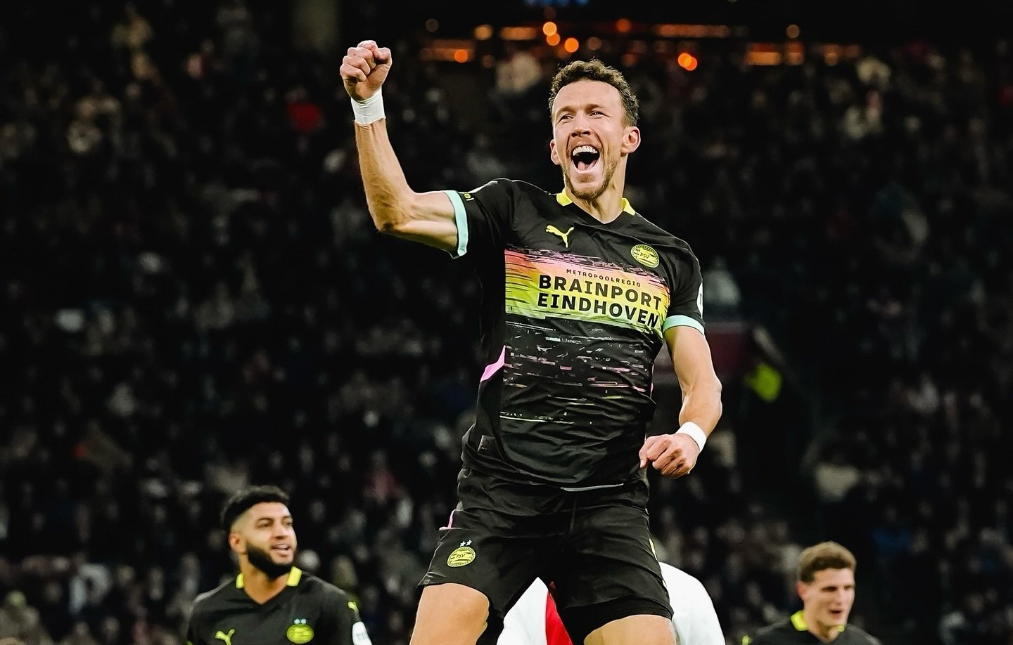 Perišić u derbiju protiv Ajaxa zabio prvijenac za PSV