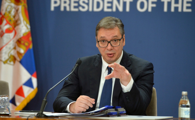 Vučić: Nastavit ćemo se naoružavati kako se ne bi ponovila 1995. ni 1999.