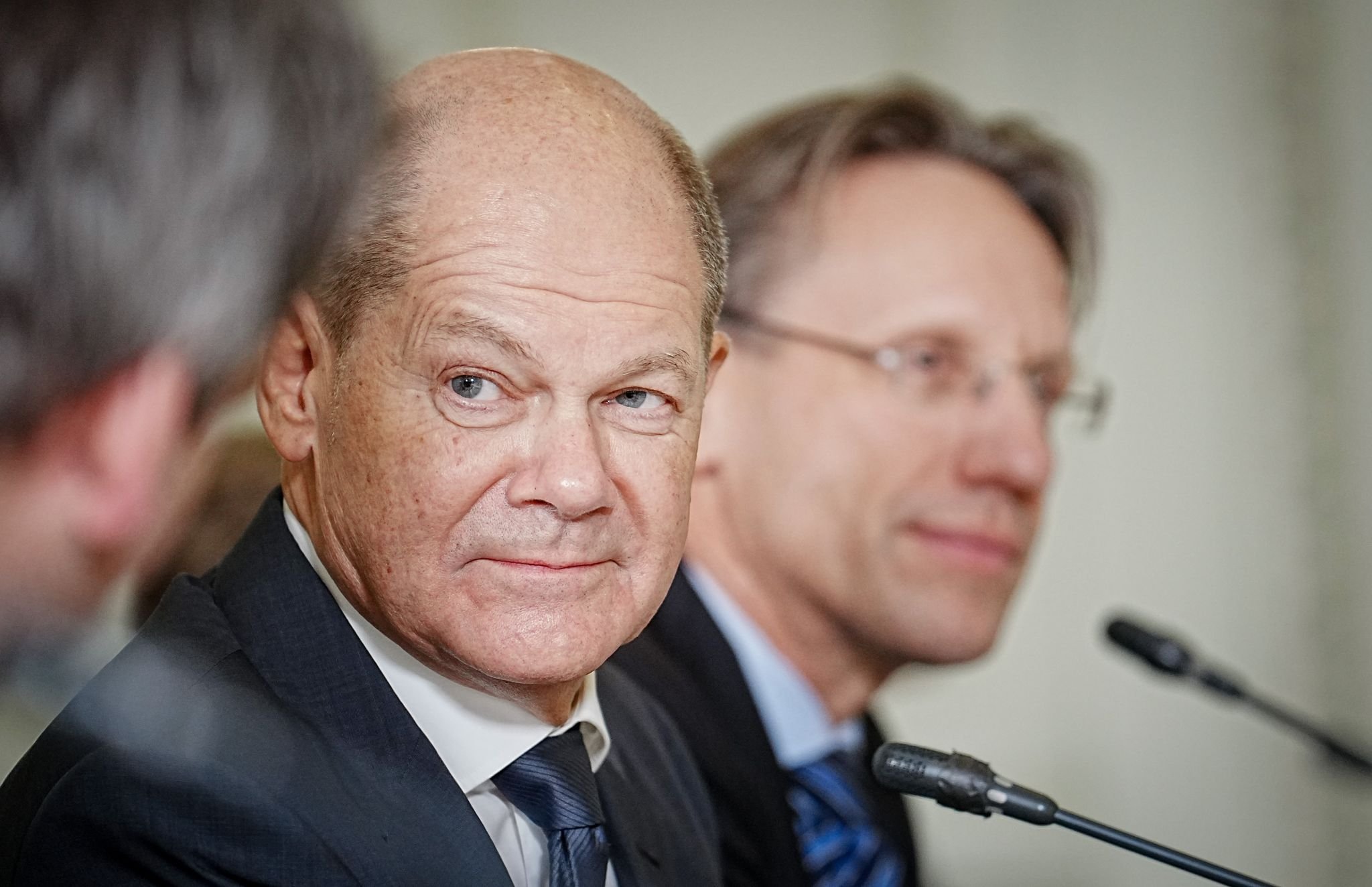 Scholz od Bundestaga zatražio glasovanje o povjerenju vladi