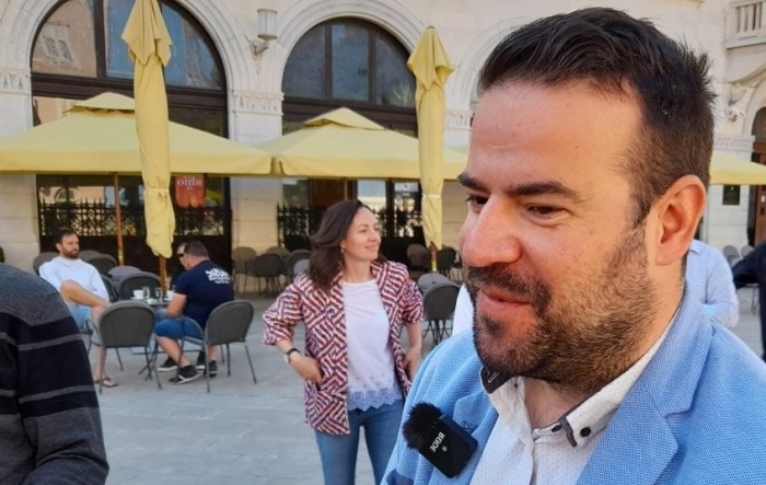 Pula: Zoričić i Grbin u drugom krugu