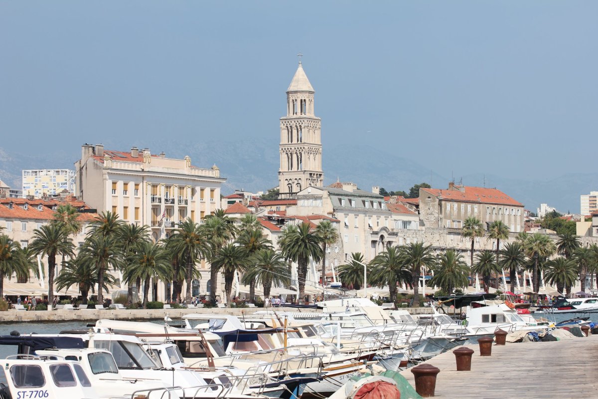 Split: Ovog vikenda kroz zračnu i trajektnu luku proći će 120.000 putnika