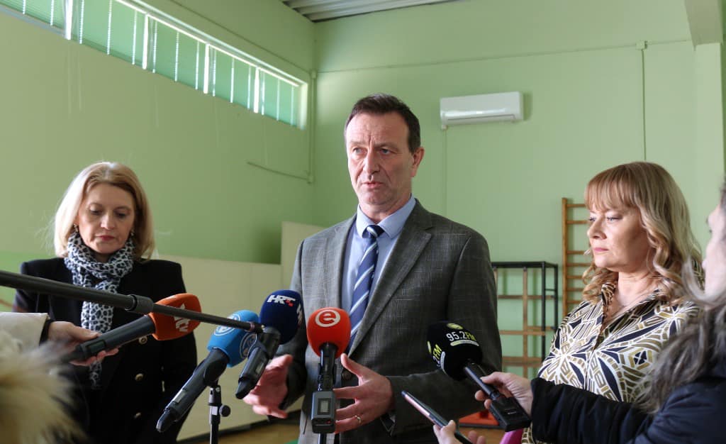 Bosilj u promidžbi koristio gradska sredstva, gubi oko 8000 eura