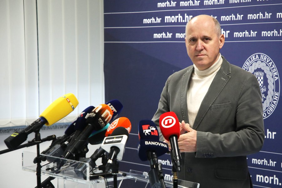 Bačić najavio novi val legalizacije bespravne gradnje