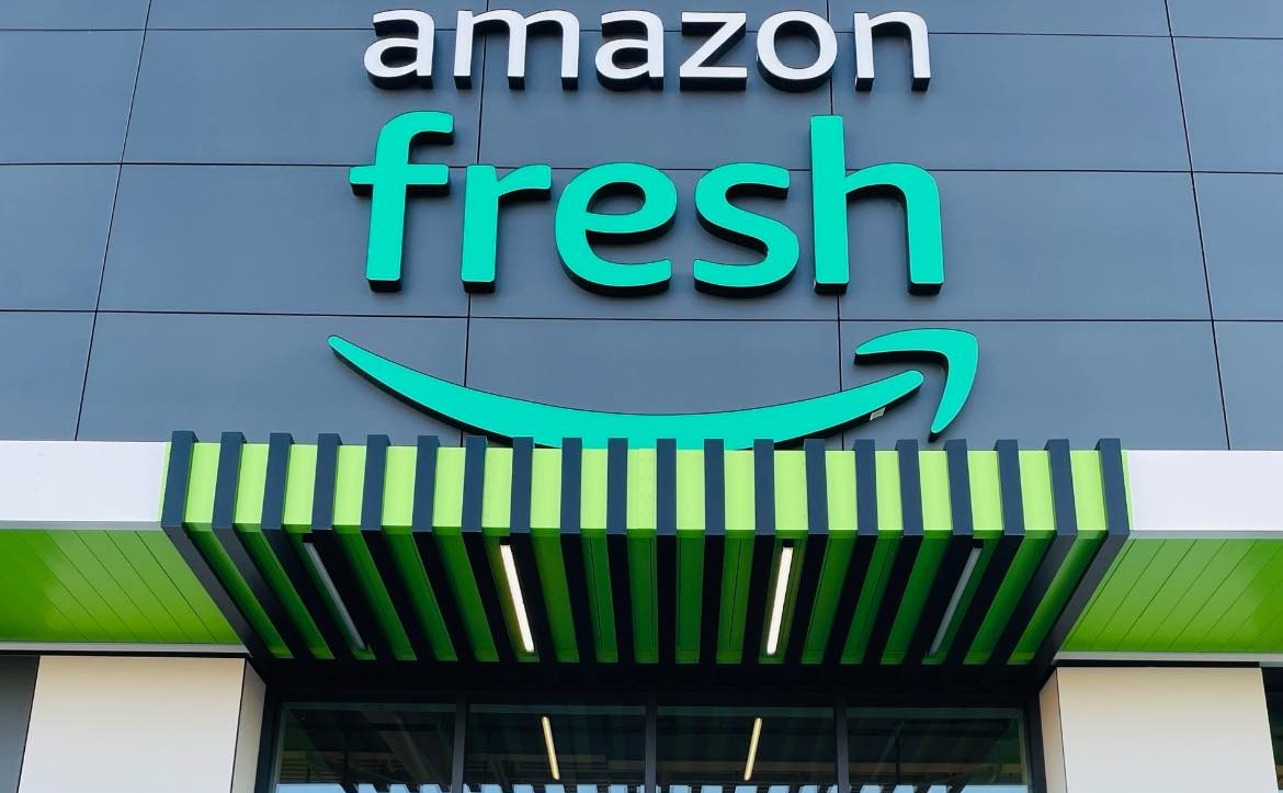 Amazon zatvara sve svoje Fresh trgovine u Velikoj Britaniji