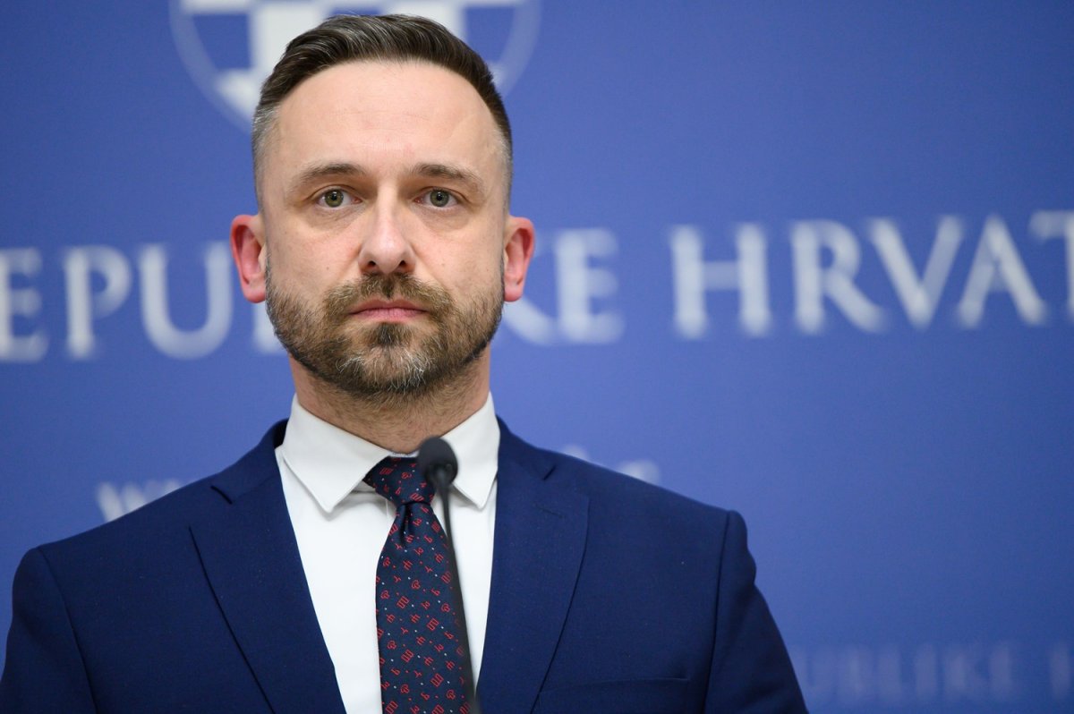 Piletić: Predložit ćemo osam posto veću minimalnu plaću