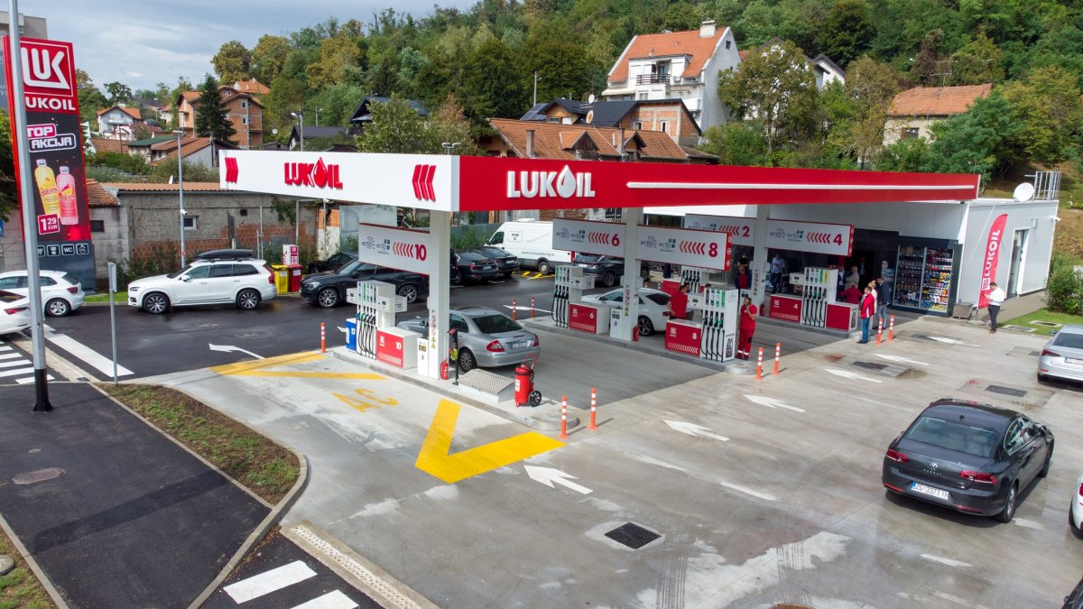 SAD produljio rok za pregovore o Lukoilovoj imovini