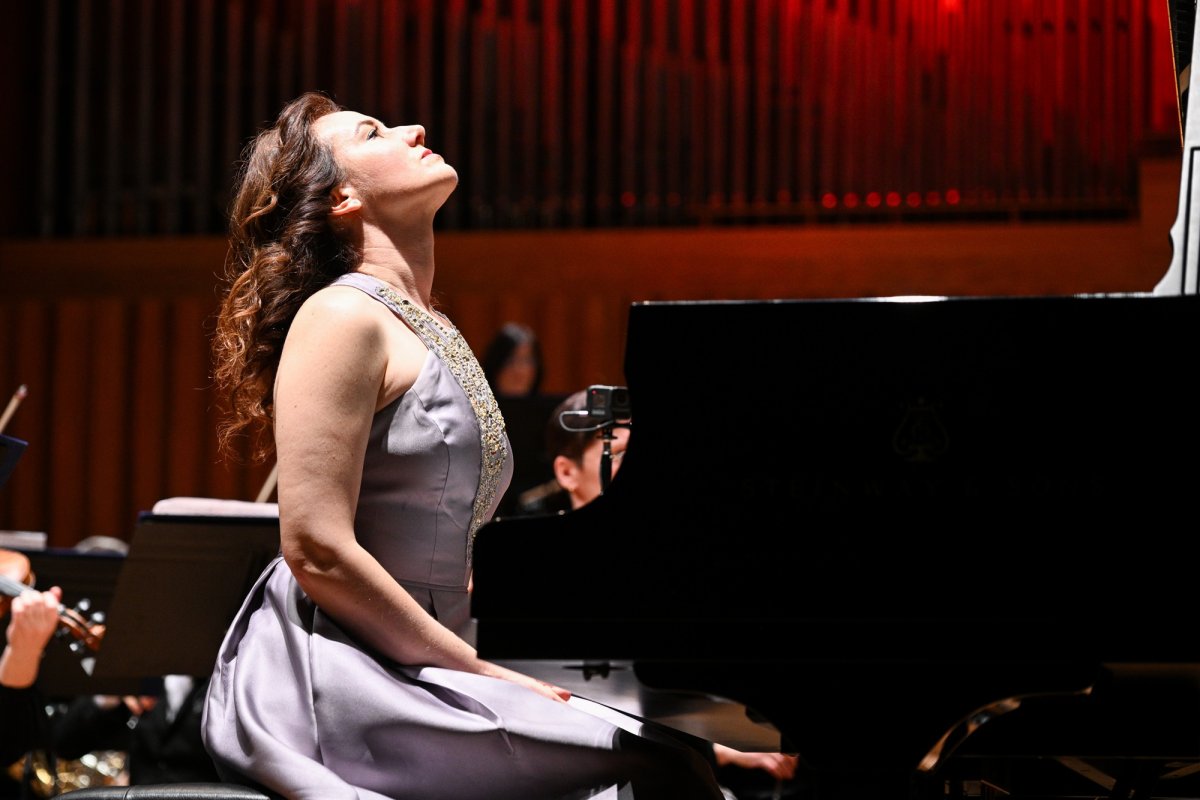 Zagrebačka filharmonija i Martina Filjak oduševili Lisinski u večeri Brahmsa i Dvořáka