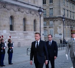 Macron odabrao novog starog premijera: Sebastien Lecornu dobio novu šansu