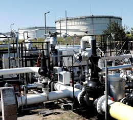 Ukrajina popravila naftovod Družba, nada se deblokadi kredita EU