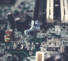 Anthropic i Samsung razgovaraju o poslu desetljeća
