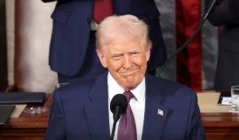 Trump: Zemlje koje posluju s Iranom odmah će plaćati carinu od 25%