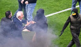 Halilhodžić sam krenuo na huligane