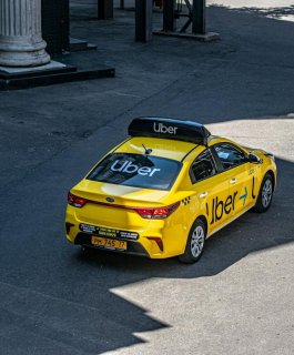 Uber ulaže 10 milijardi dolara u robotaksije