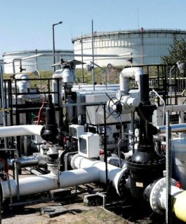 Ukrajina popravila naftovod Družba, nada se deblokadi kredita EU