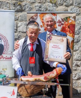 Istarski pršut Pisinium pobjednik 12. Dana hrvatskog pršuta