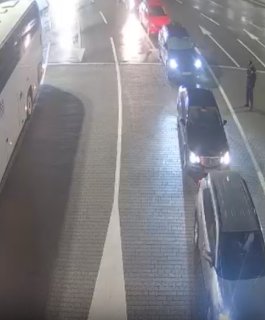 Srbija u znak odmazde zaustavlja Crnogorce na granici