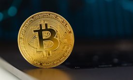 Bitcoin tone, Trumpov plan o rezervama bitcoina izaziva sumnje