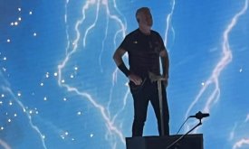 Thompson s koncerta u Areni poslao jasnu poruku Tomaševiću