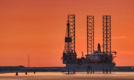 Nafta znatno jeftinija na terminskim tržištima nego na fizičkom tržištu