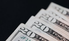 Dolar potonuo, čeka se potez kakav nije viđen 15 godina