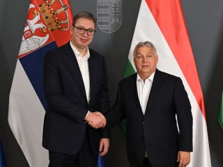Vučić: MOL pomaže Srbiji isporukom više goriva