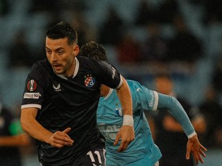 Hoxha potpisao novi, poboljšani ugovor