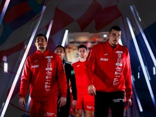 Rukometaši stigli pa s navijačima u Zračnoj luci zapjevali Thompsona