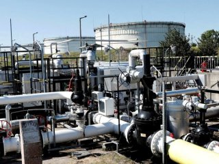 Ukrajina popravila naftovod Družba, nada se deblokadi kredita EU