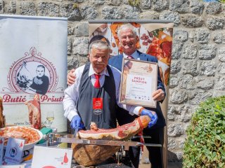 Istarski pršut Pisinium pobjednik 12. Dana hrvatskog pršuta