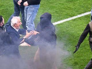 Halilhodžić sam krenuo na huligane