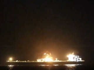 Dramatična eskalacija: Gori saudijski tanker pun nafte, pogođen je projektilom