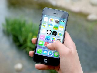 Apple nadmašio očekivanja Wall Streeta zahvaljujući snažnoj prodaji iPhonea i Maca