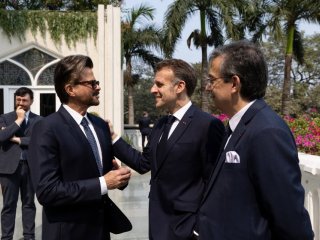 Macron pod političkim pritiskom nakon nezapamćenih prosvjeda