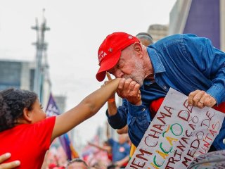 Lula pobijedio na povijesnim predsjedničkim izborima; Bolsonaro odbija priznati poraz