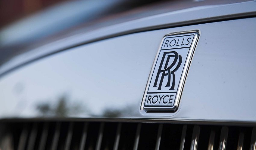 Rolls-Royce predstavio Spectre, svoju prvu potpunu električnu limuzinu!