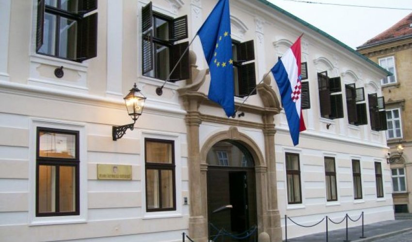 Sindikati javnih službi odbili Vladinu ponudu, najavljuju prosvjede