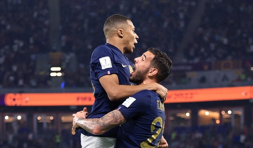 Čudesni Mbappe odveo Francusku u osminu finala