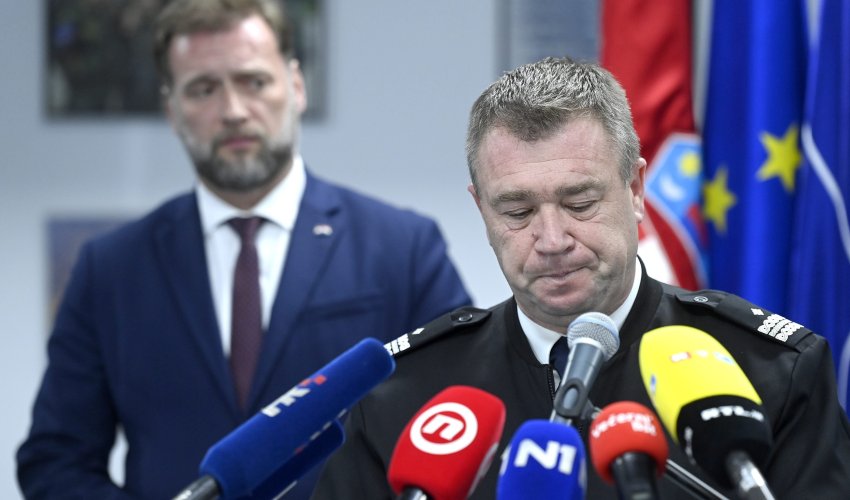 Istraga će utvrditi razloge pada, piloti prijavili 