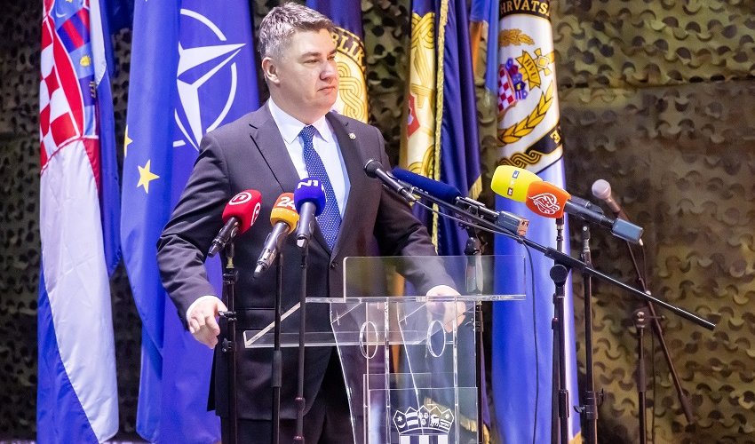 Ova Vlada ima kontinuitet razaranja Ustava