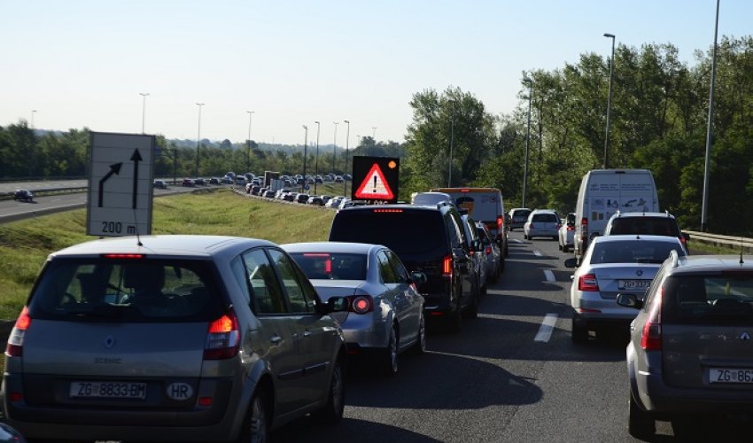 HAC: Zbog blagdana očekuju se povećane gužve na autocestama