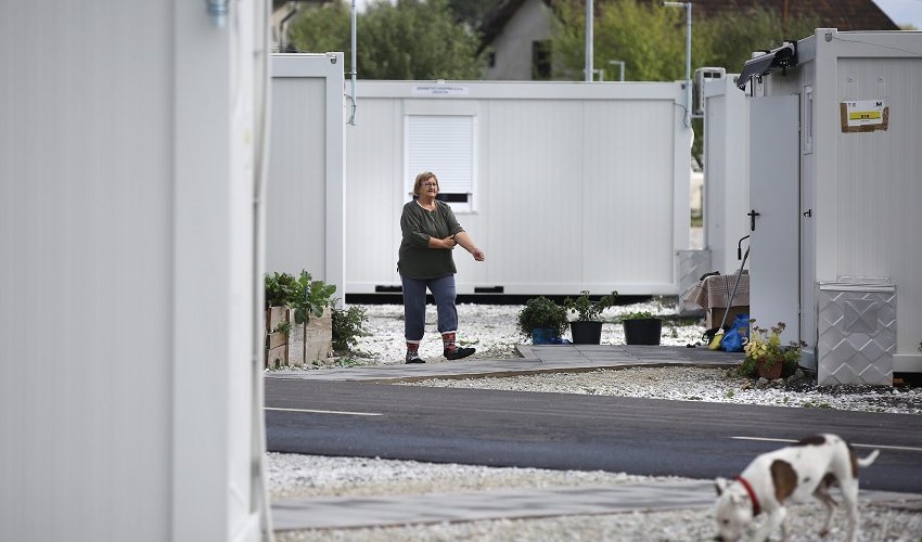 Uoči godišnjice potresa: 'Sve je bolje nego kontejner'