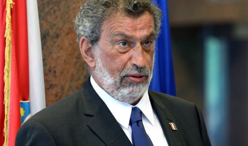 Ako ima starih škola bez kuhinje, prehranu treba organizirati i u razredima