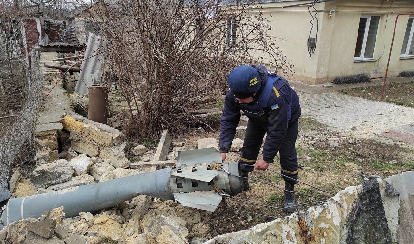 Novi veliki napad raketama i dronovima