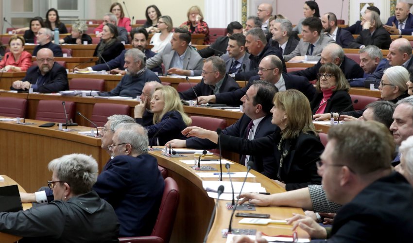 Sabor donio novi Zakon o obnovi!