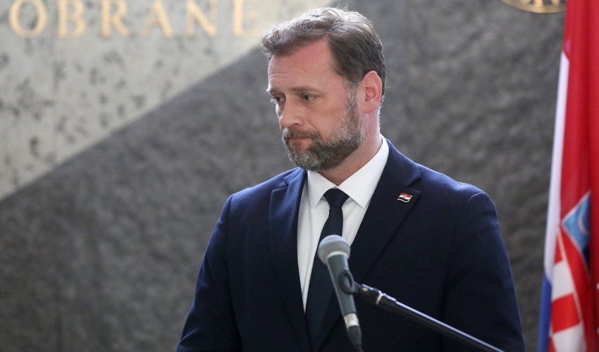 Milanović izvodi predstavu kako bi izbjegao odgovornost